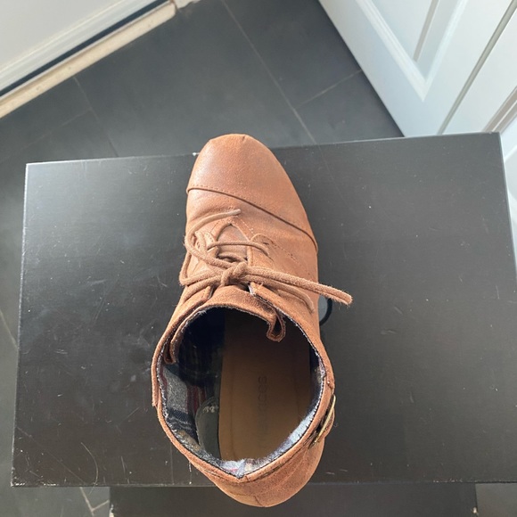 Cheri lace up wedge - Maurice’s - size 6 - Picture 14 of 16